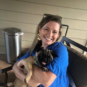 Meet your Posher, Layla